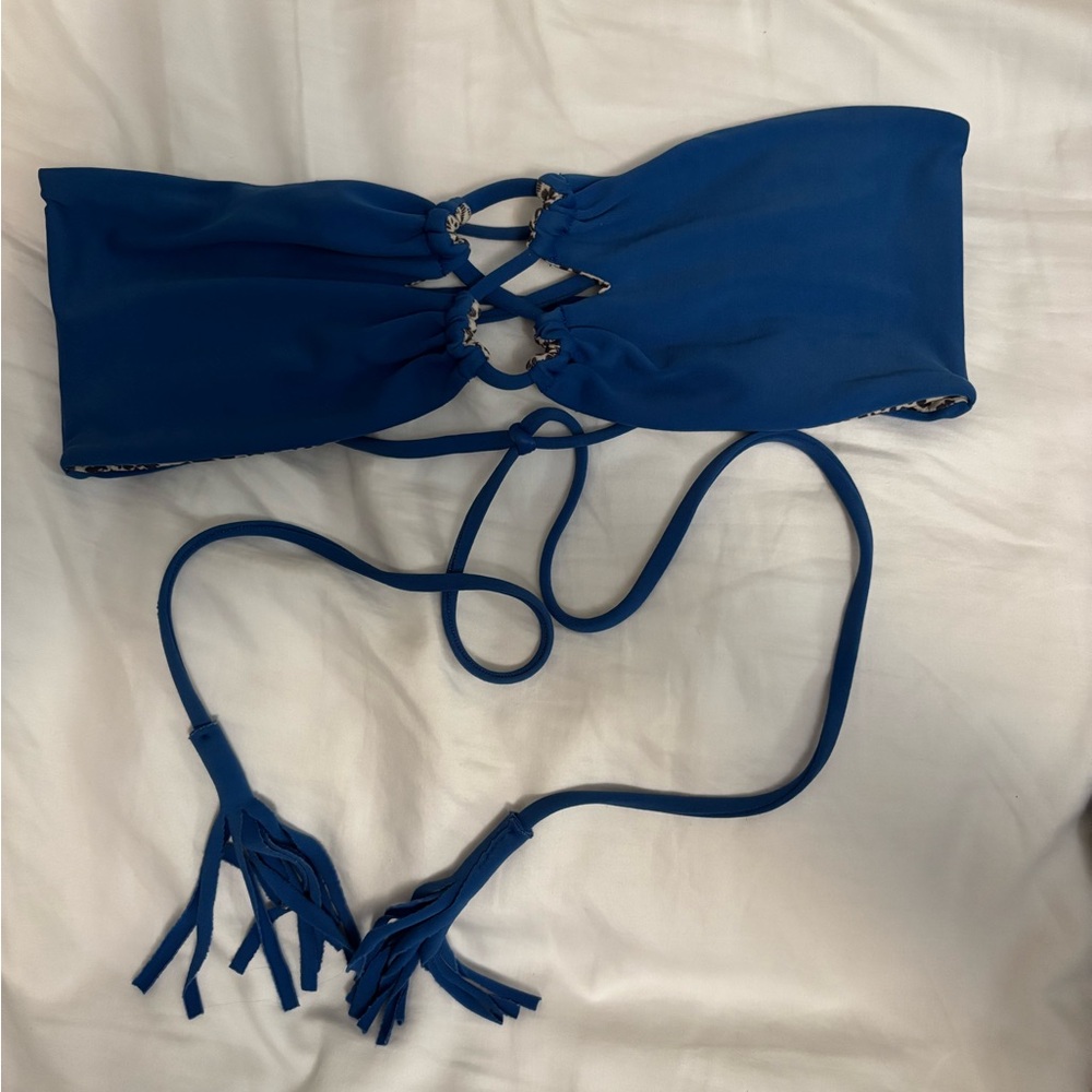 Blue strapless acacia top